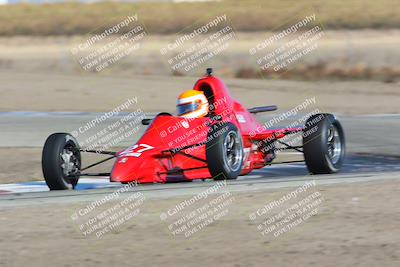 media/Nov-19-2022-CalClub SCCA (Sat) [[baae7b5f0c]]/Group 1/Race (Outside Grapevine)/